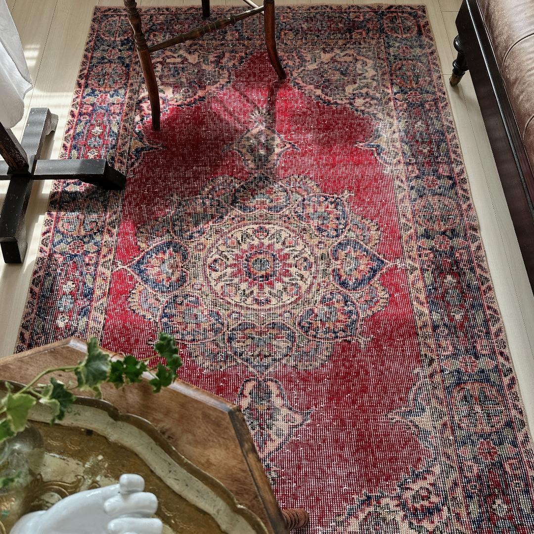 トルコヴィンテージラグ A61 レア レッド ネイビー ブルー グリーン