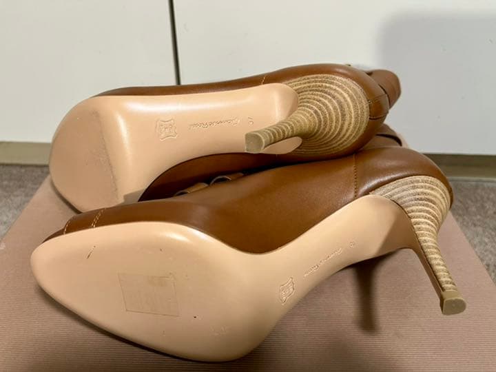 定12万 新品★ ジャンヴィトロッシ GIANVITO ROSSI 37