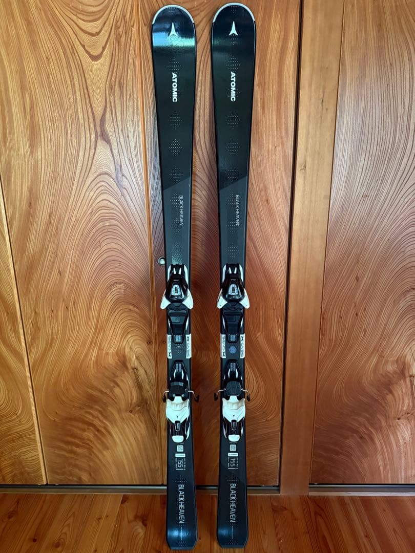 Atomic Black Heaven スキー 板ビンディング付き