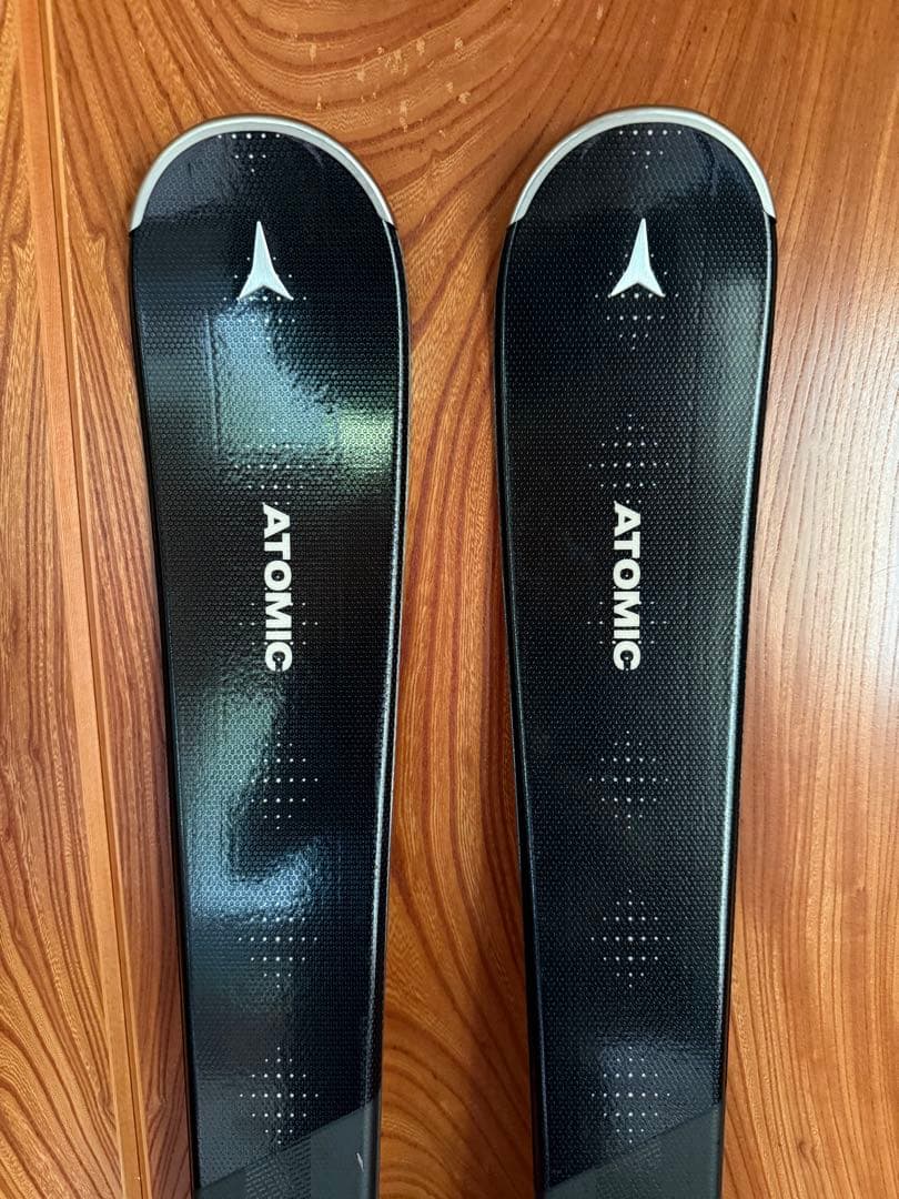Atomic Black Heaven スキー 板ビンディング付き