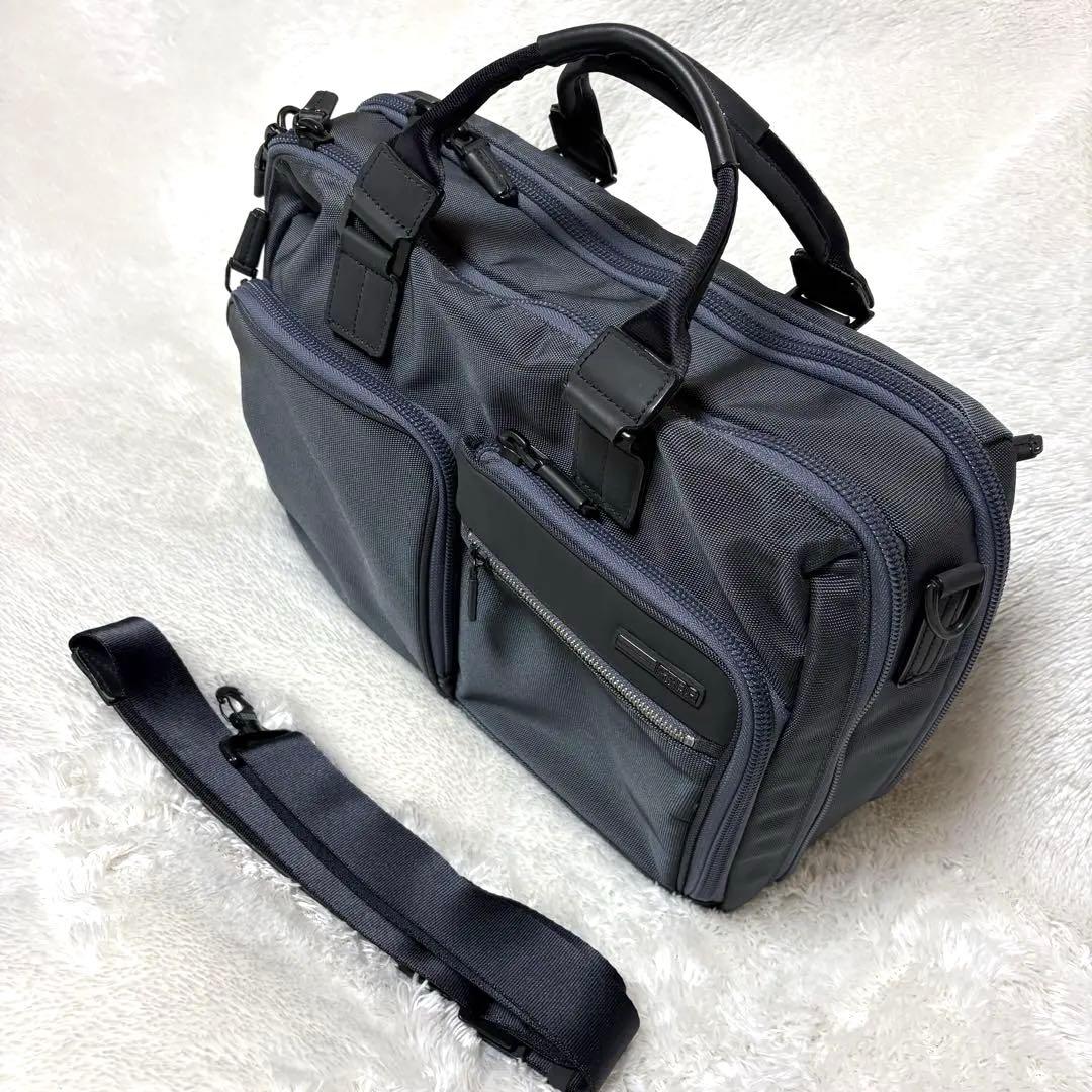 ✨一度使用✨ZERO HALLIBURTON ビジネスバッグ グレイッシュブルー