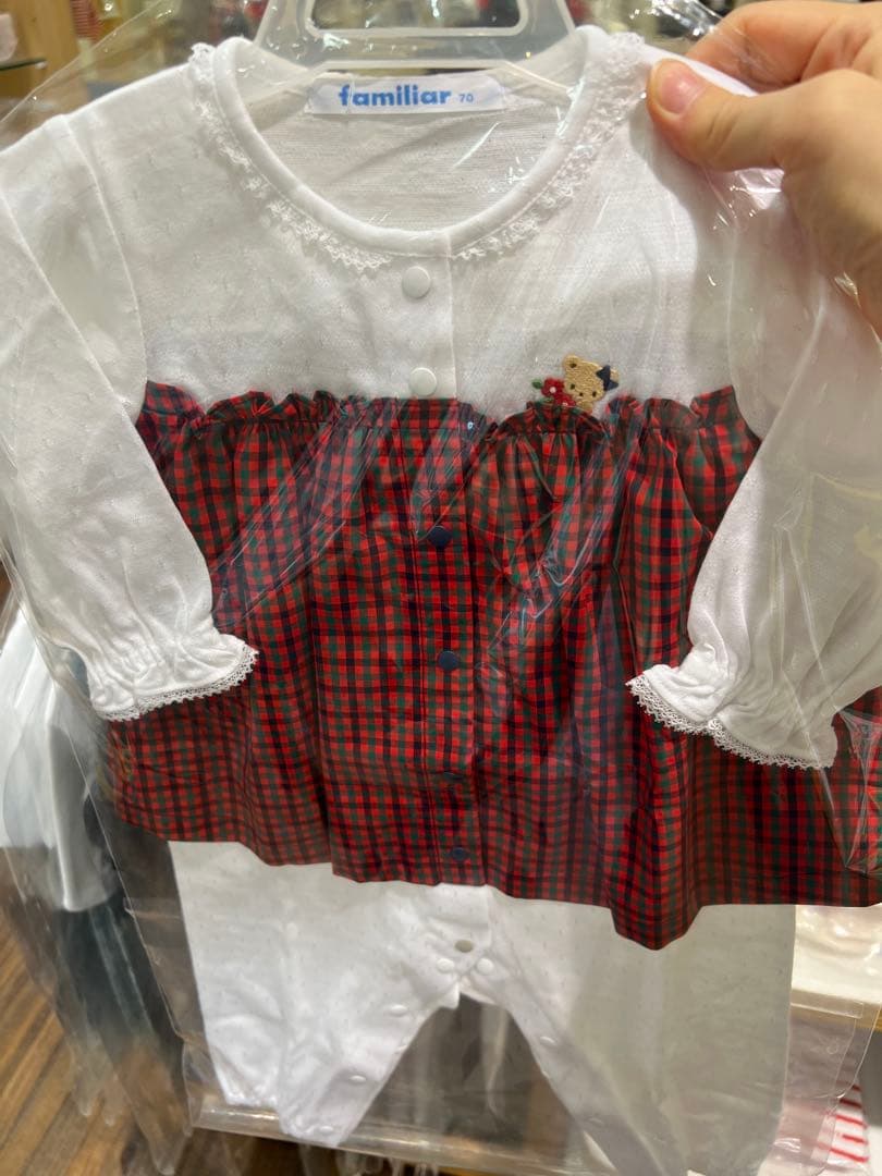 familiar 新品近い　ファミリア美品　ロンパース　70cm