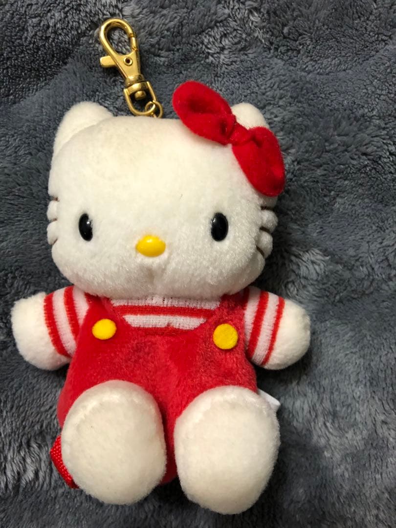 ハローキティちゃん　ぬいぐるみ　4体