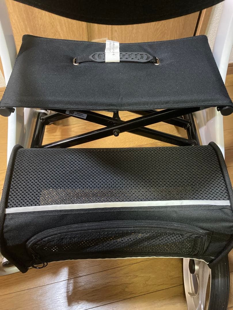 カワムラサイクル　歩行器　KW40