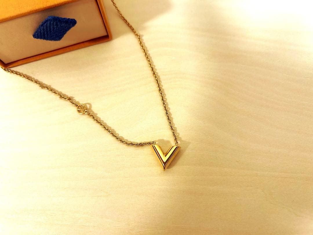 Louis Vuitton ネックレス:エッセンシャル V