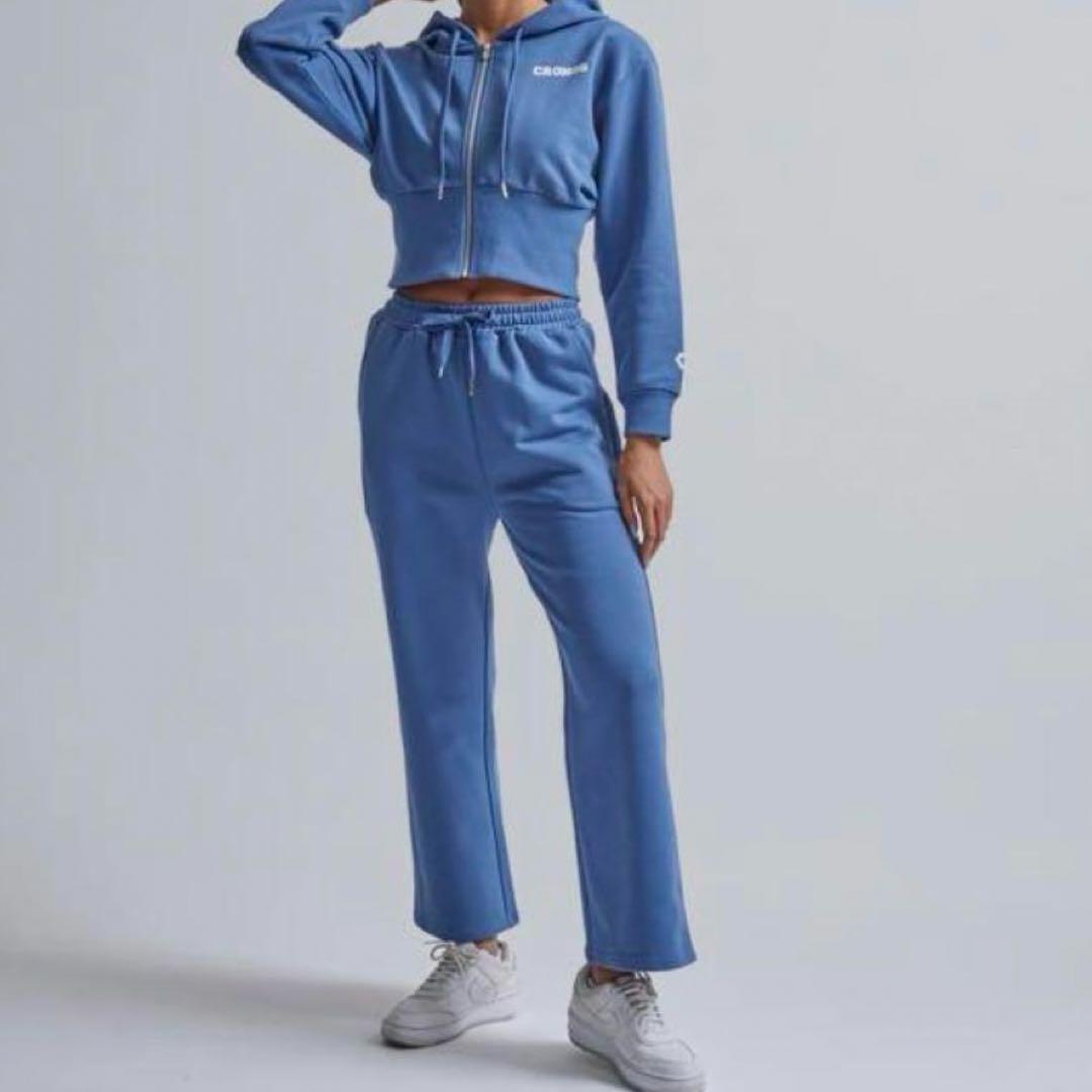 クロノス CRONOS WOMEN PILE HOODIE ブルー セットアップ