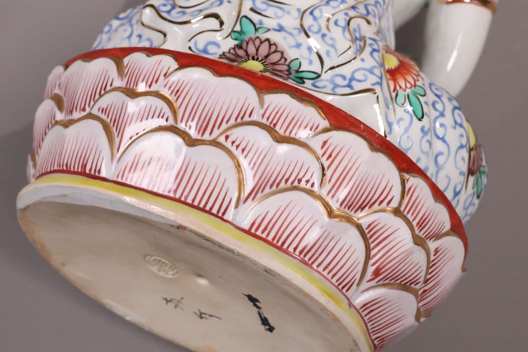 九谷焼 観音菩薩坐像 36.5cm 金彩 色絵 置物 仏像 陶磁器【MA816】