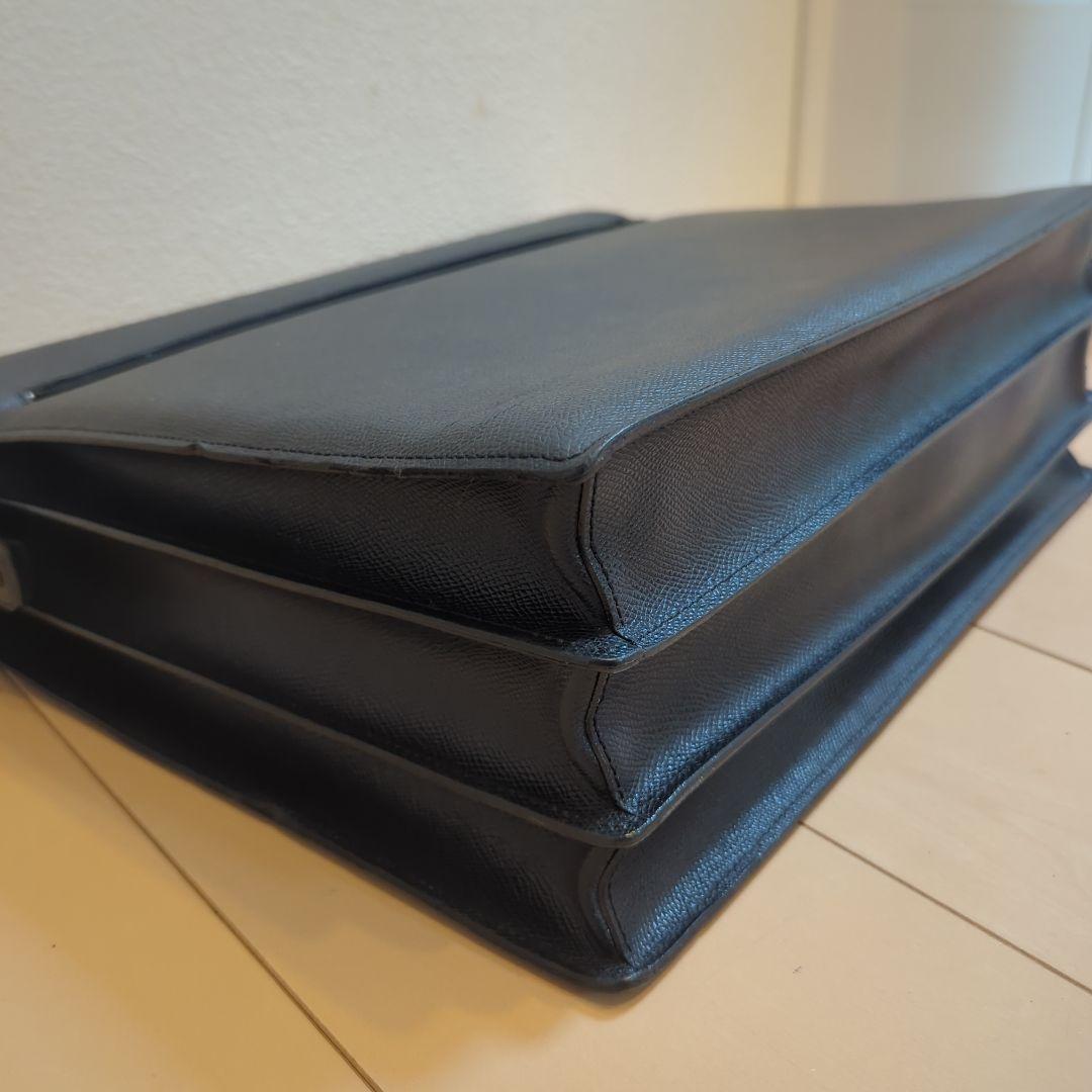 LE TANNEUR ルタヌア ダレスバッグ ブリーフケース シボ革　鍵付