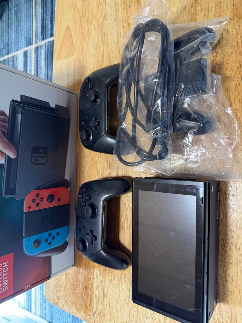 Nintendo Switch 本体 ネオンレッド/ブルー