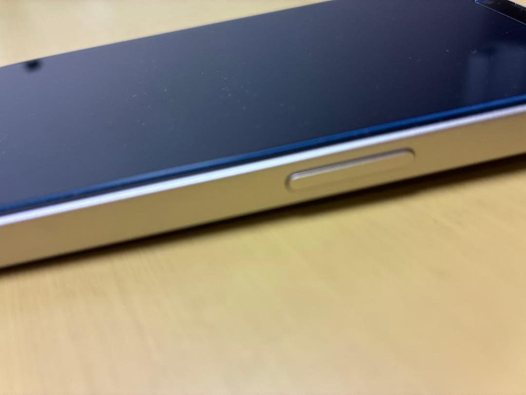 【2024年購入】Apple iPhone 13 ホワイト SIMフリー