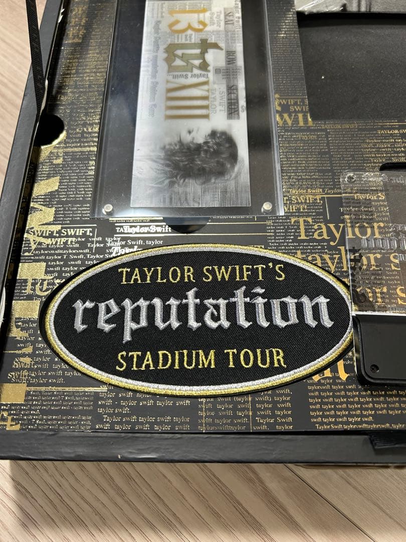 洋楽 Taylor Swift Reputation Tour VIP Box