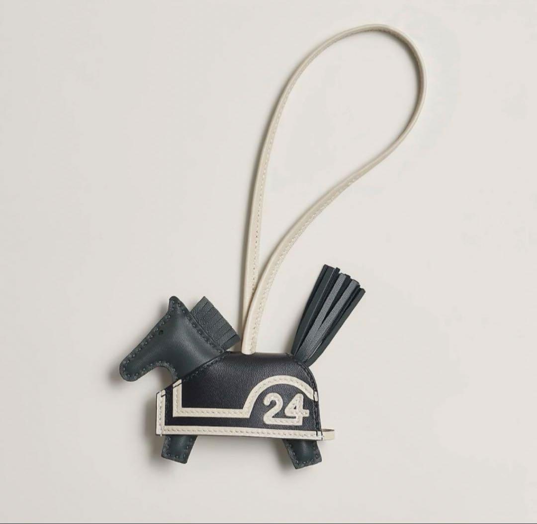 【新品】エルメス　ロデオチャーム　ロベオ24