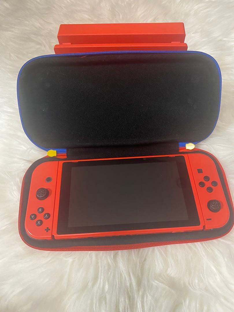 【美品】Nintendo Switch 通常モデルレッド＋付属品セット*早い勝ち