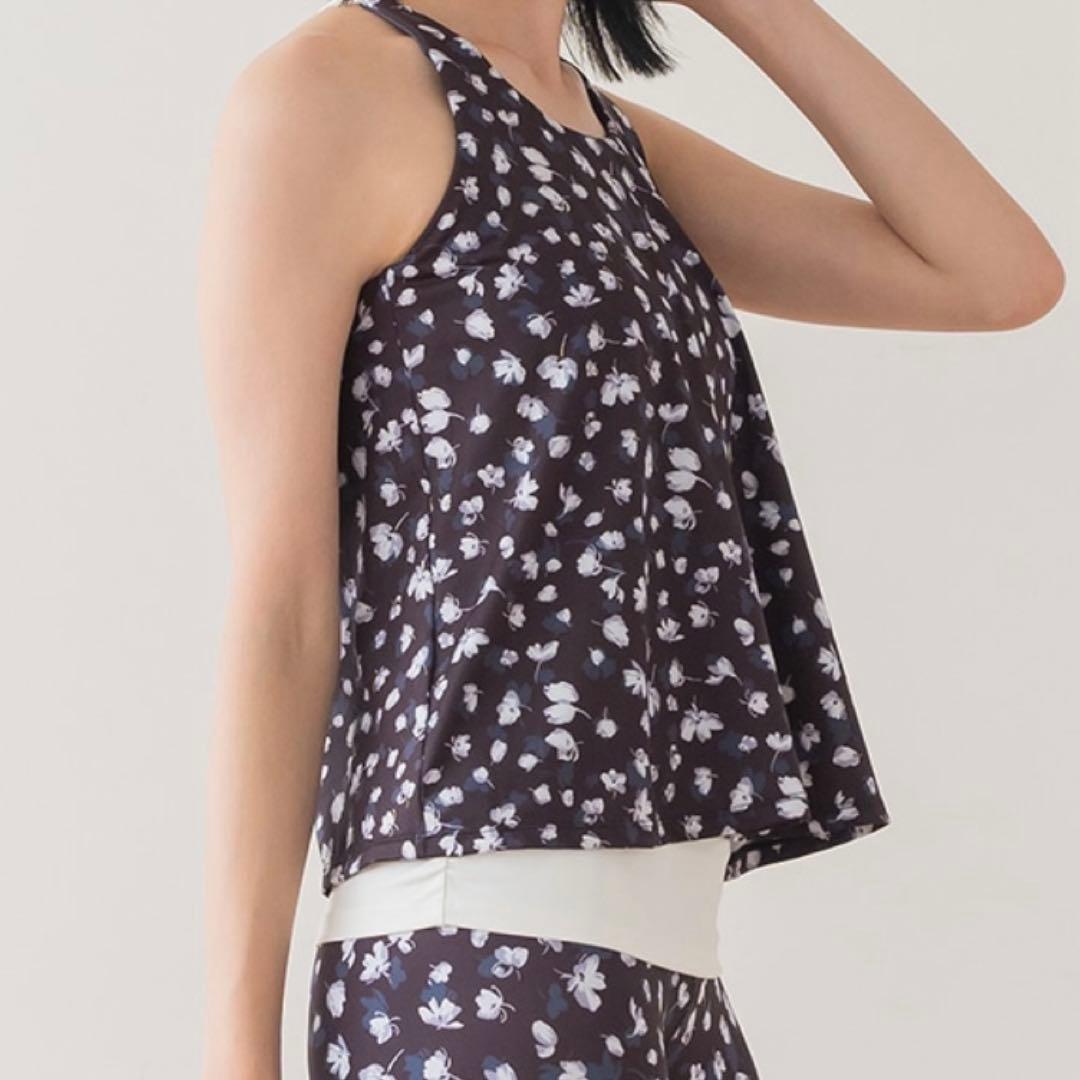 【SUKALA】フラワープリントカバータンクトップ　L L