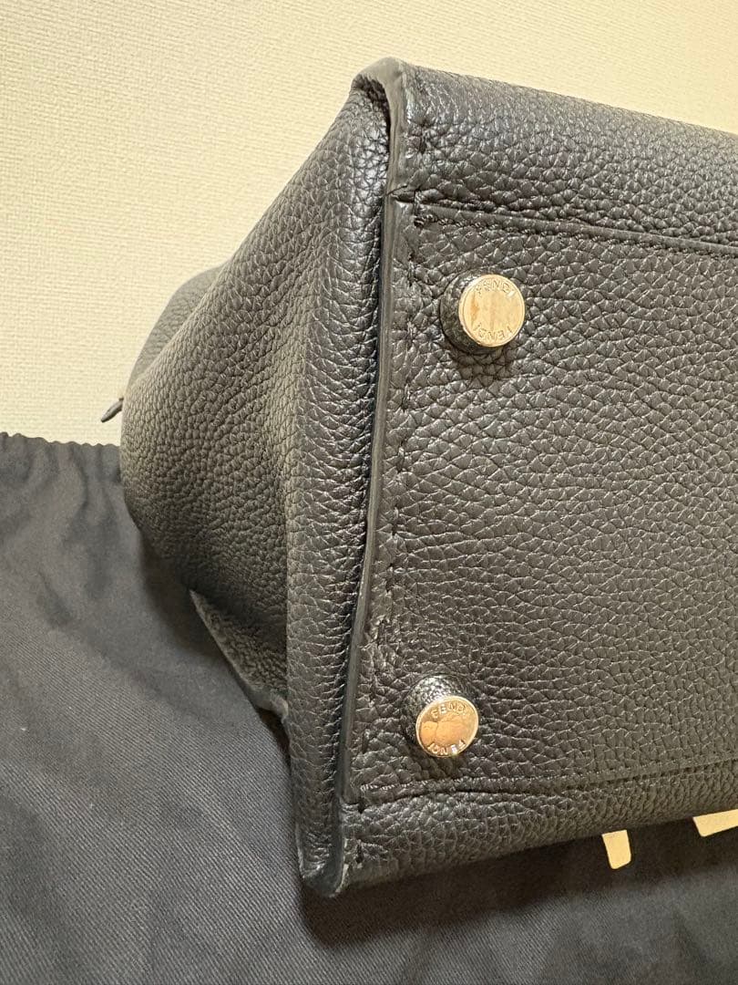 FENDI ピーカブー　ブラック ラージ