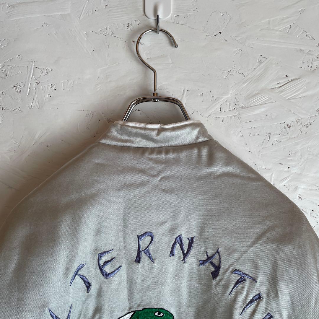 新品未使用タグ付き【RNA】チャイナスカジャン　刺繍スカジャン　シルバー　M