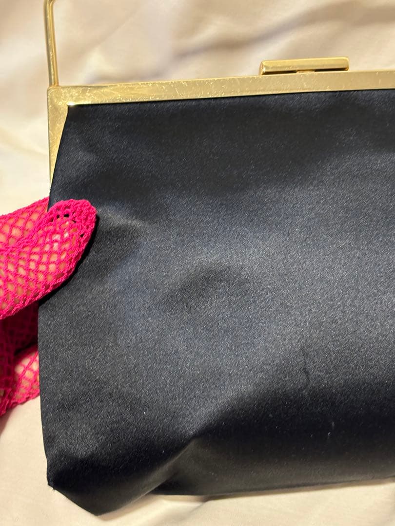美品 ‼️GUCCI グッチ 黒 サテン　ゴールド金具 パーティーバッグ ‼️