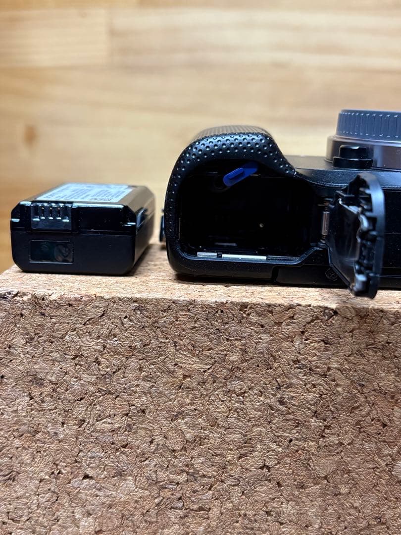 SONY α5000 ミラーレス一眼カメラ ブラック 本体のみ バッテリー付