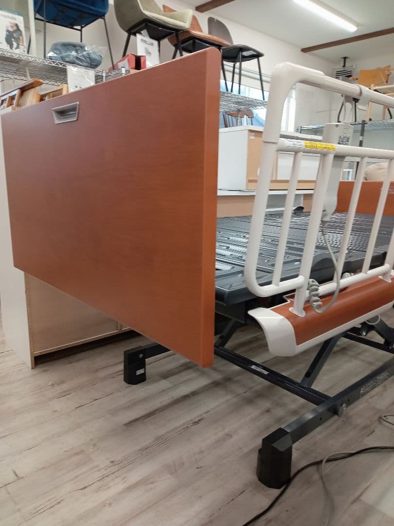 パラマウント　電動ベッド　2023年購入　KQ-9652　3モーター　美品