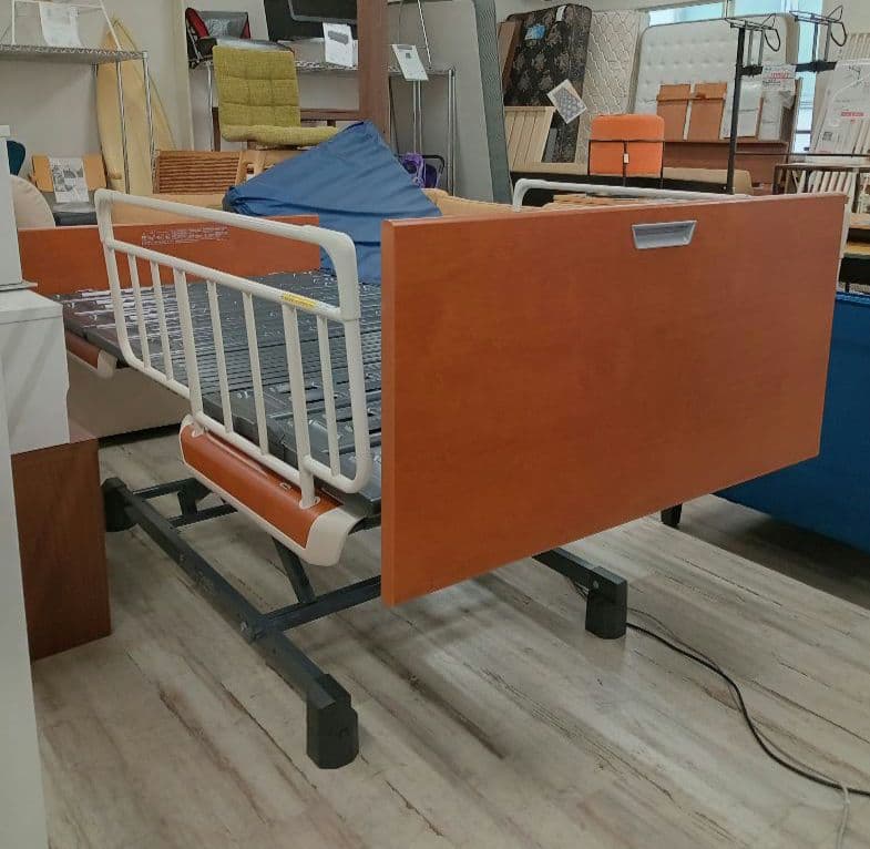 パラマウント　電動ベッド　2023年購入　KQ-9652　3モーター　美品