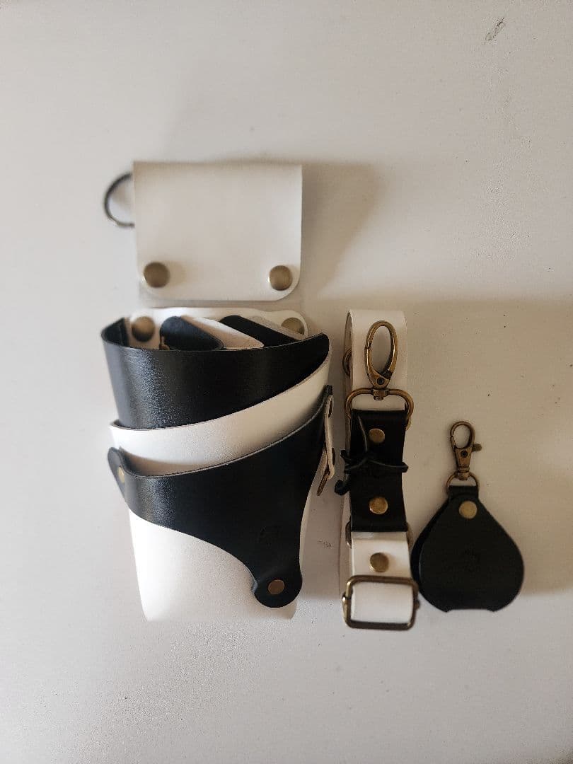 シザーケース 本革 4丁 白&黒