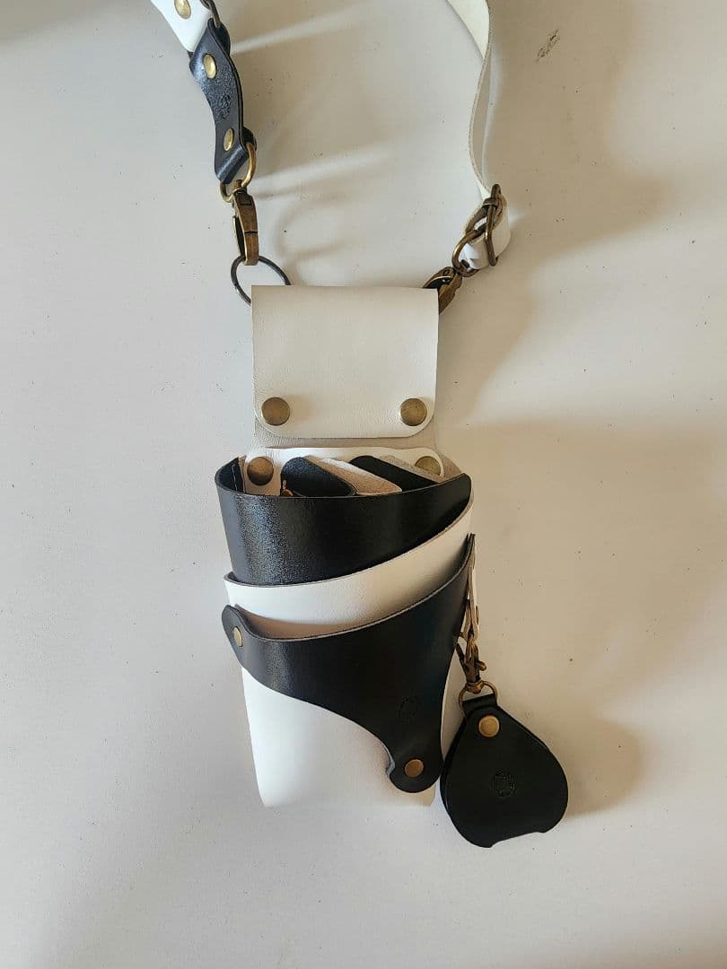 シザーケース 本革 4丁 白&黒