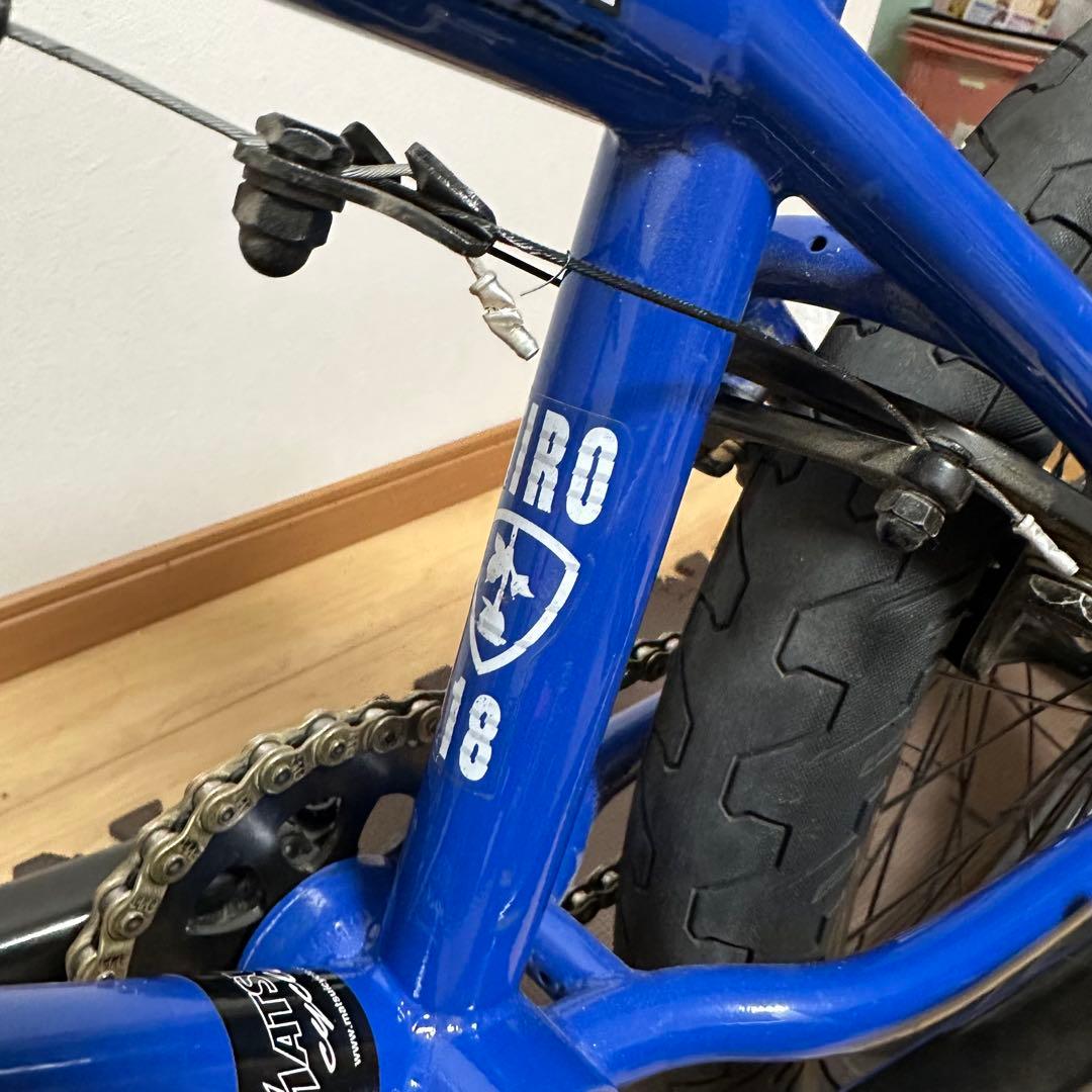 SUBROSA BMX18インチ 青