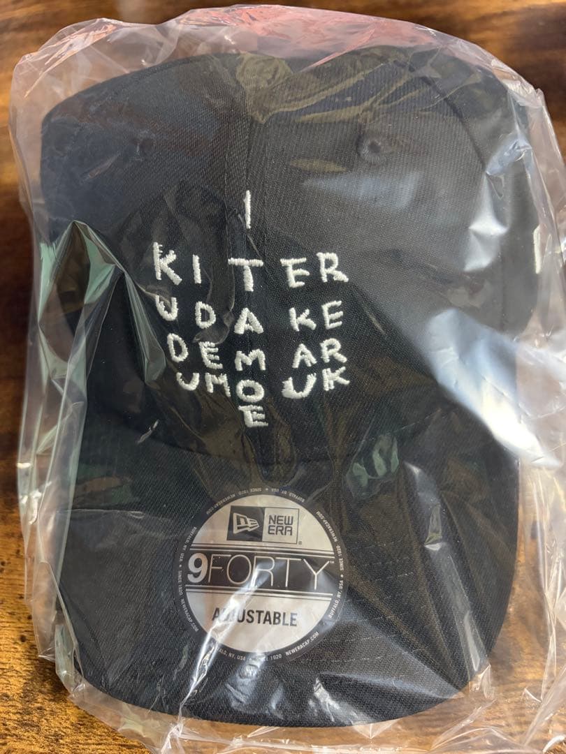 New Era 9FORTY ブラックキャップ　コラボ