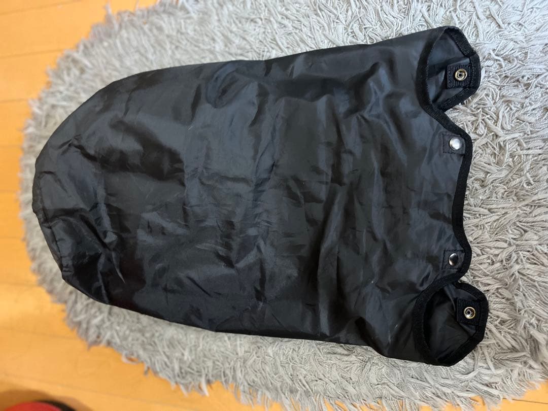 テーラーメイド　キャディバッグ　スタンド型　フードカバーあり