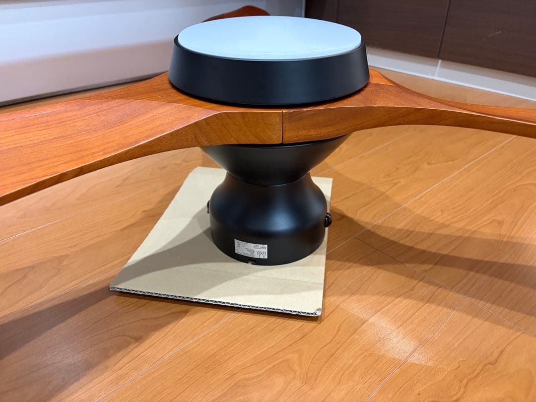 さ*さ様 【新品同様】シーリングファンライト 天井照明 天然木 モダン LOWY