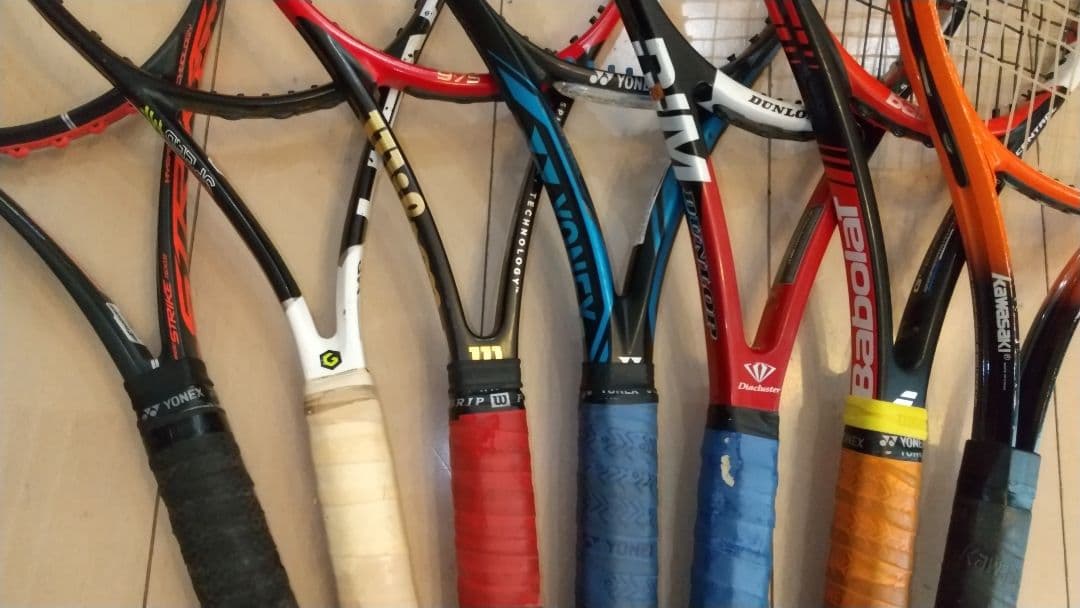 【まとめ売り】各種メーカーテニスラケット7本