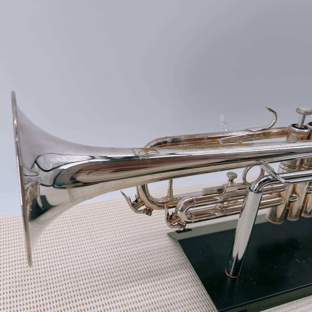 【凹み無しお買い得】BACH TR-600 B♭トランペット　銀メッキ