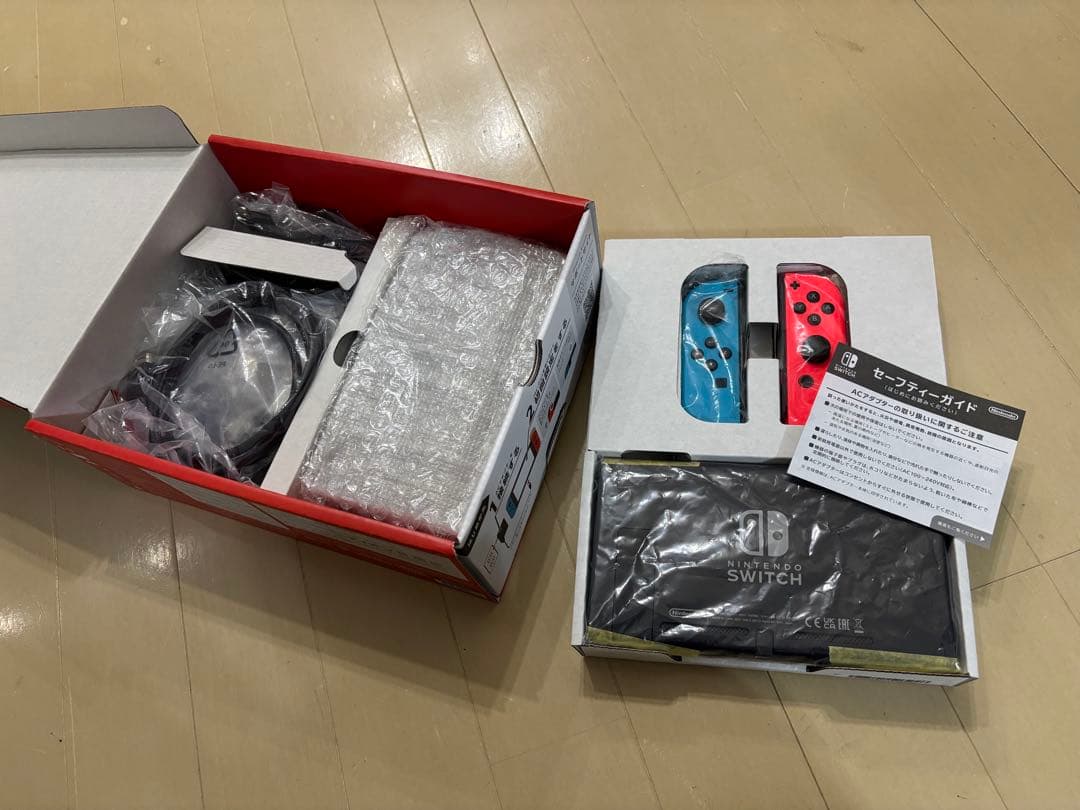 Nintendo Switch ネオンブルー/ネオンレッド 本体　新品購入品