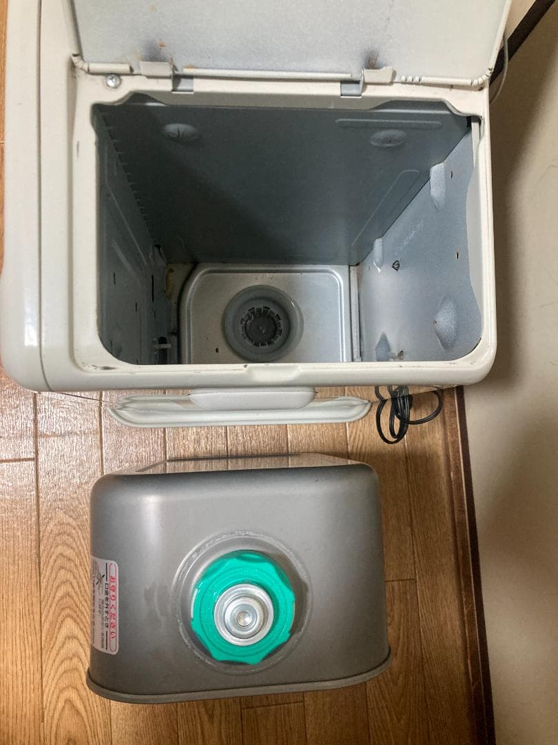 ★美品★9.0L■ダイニチ石油 ファン ヒーターFW-5617L■2018年製