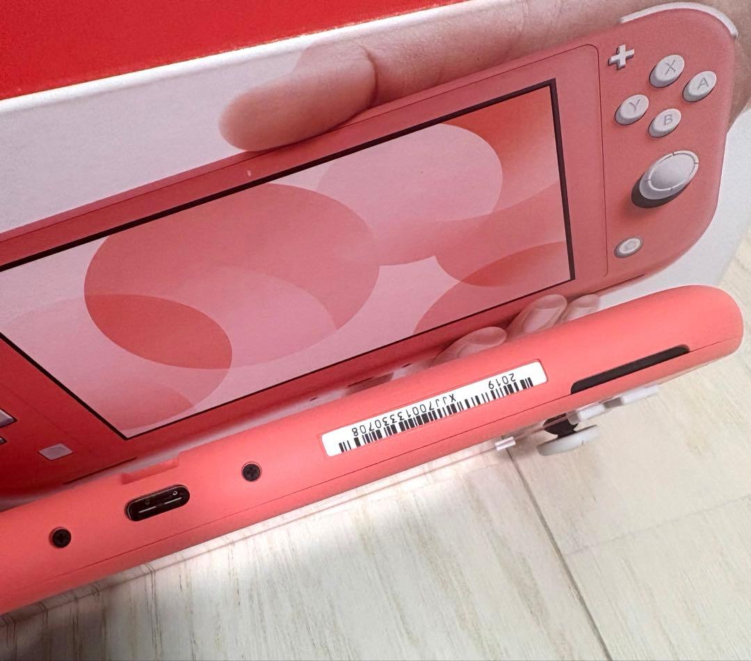 【美品】Nintendo Switch Lite ライト コーラルピンク 本体