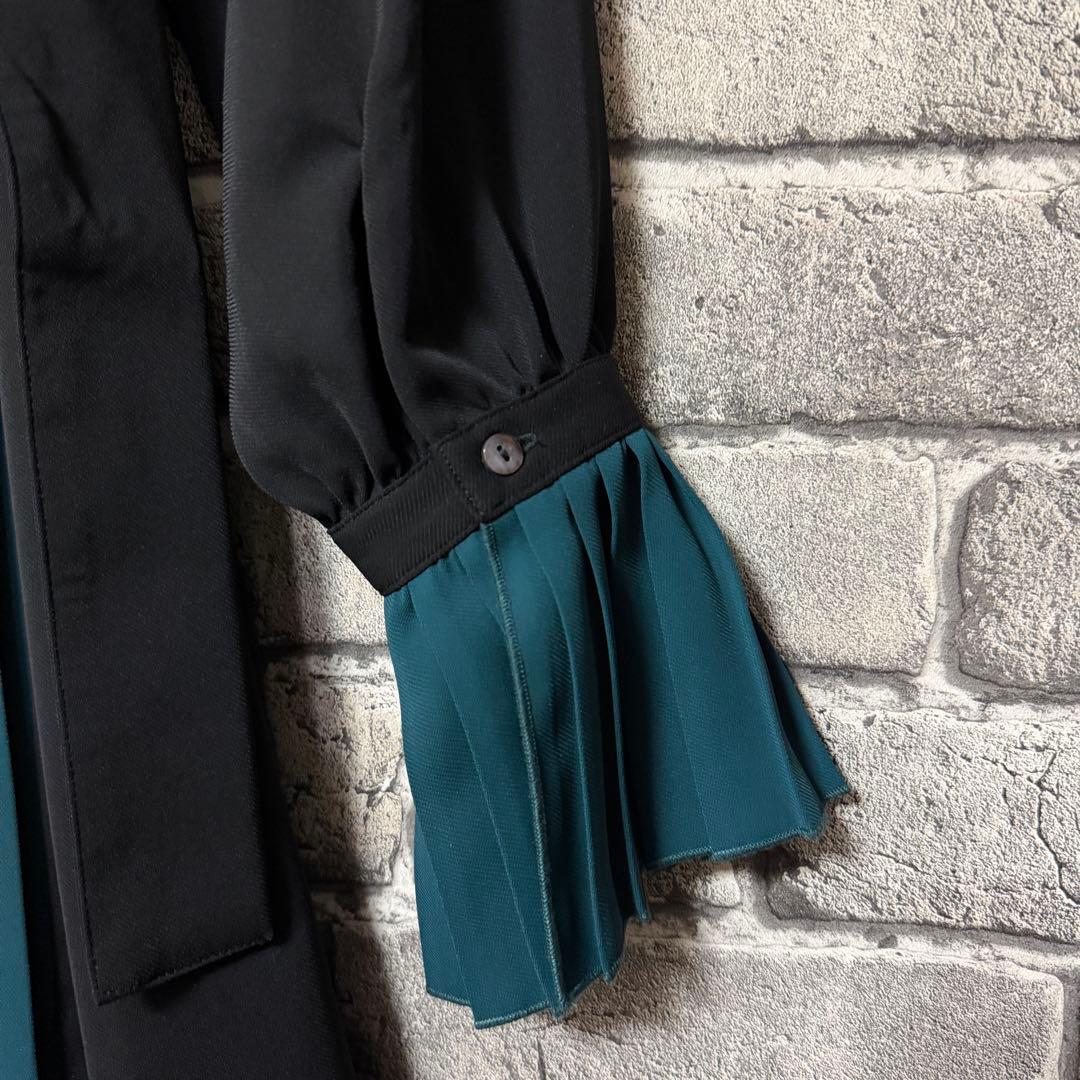 【美品】HARE　ソデプリーツキリカエワンピース　ブラック×グリーン　ベルト付