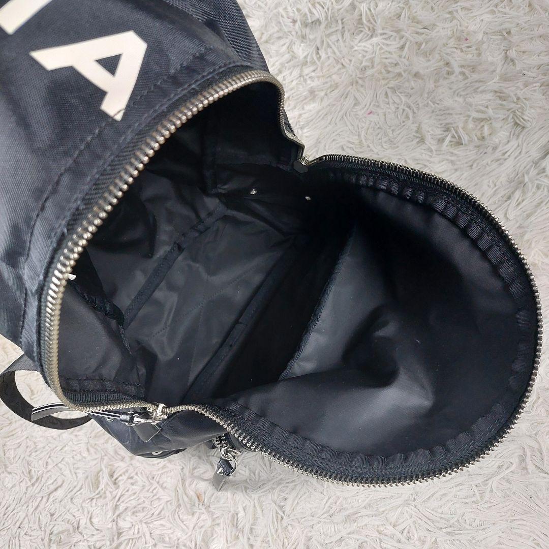 MARCJACOBS サスペリア デカロゴリュックサック バックパック ブラック