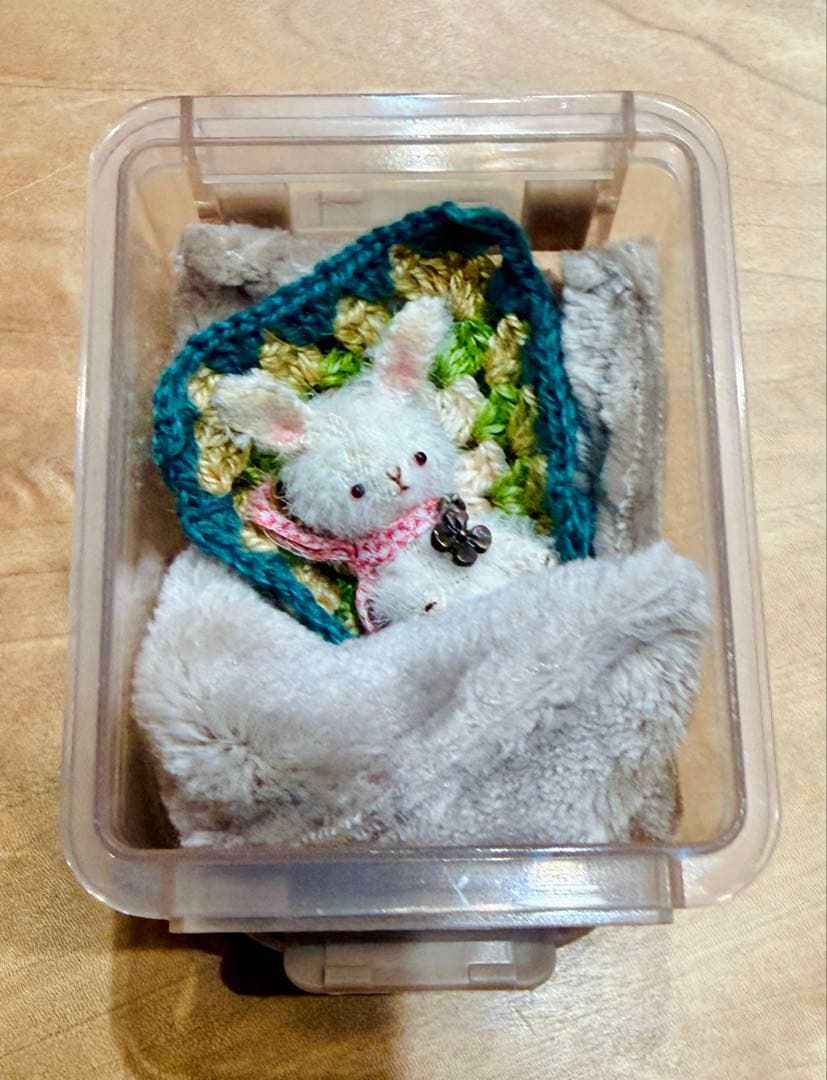 moriのえほん様　ラブリーなうさぎさん　ミニチュアぬいぐるみ