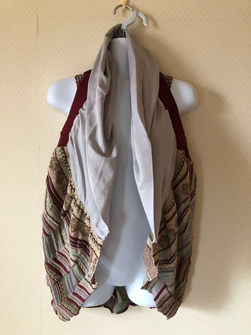 新品☆佐藤繊維☆エムアンドキョウコ☆ニット☆ベスト☆ジレ☆変形