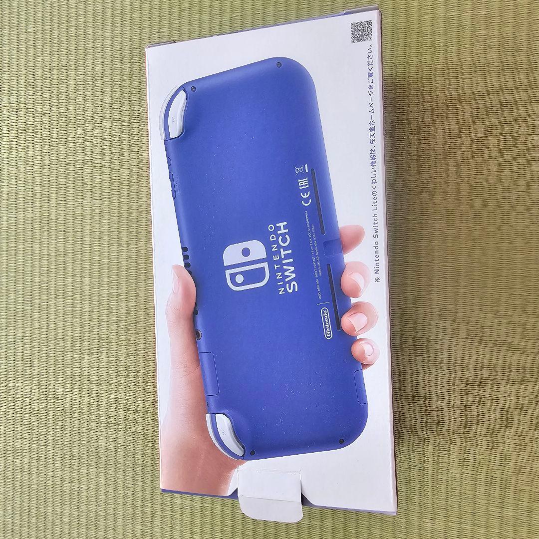（再値下）Nintendo Switch Lite ブルー 本体＋ケース（赤）