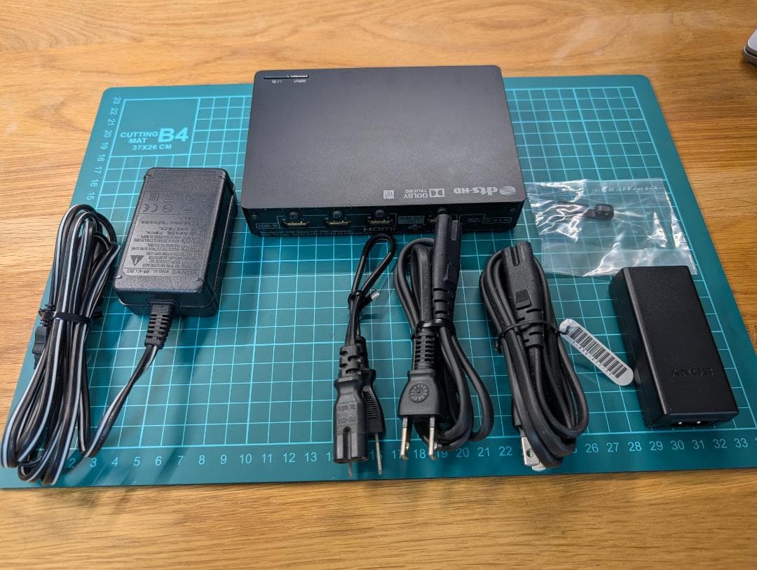 HMZ-T3W パーソナル 3D ビューアー