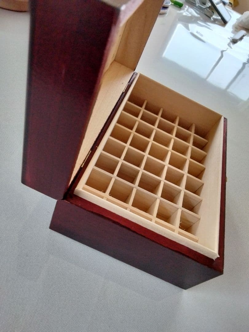 【01/2036】フラワーエッセンスのフルセットと専用木箱♪ヒーリングハーブス社