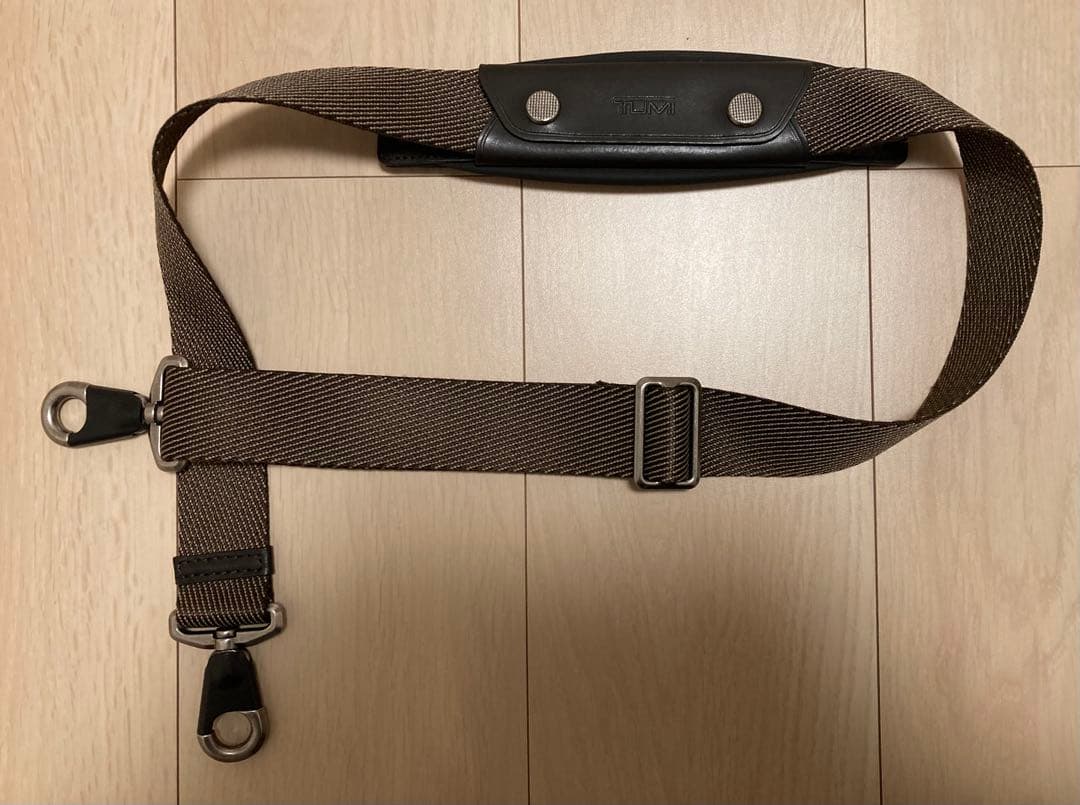 TUMI ビジネスバッグ ネイビー 中型