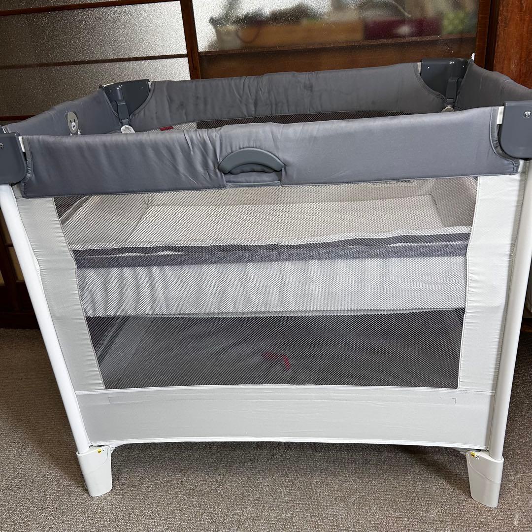 【24時間以内発送】アップリカ ベビーベッド ココネルエアー グレーベアー
