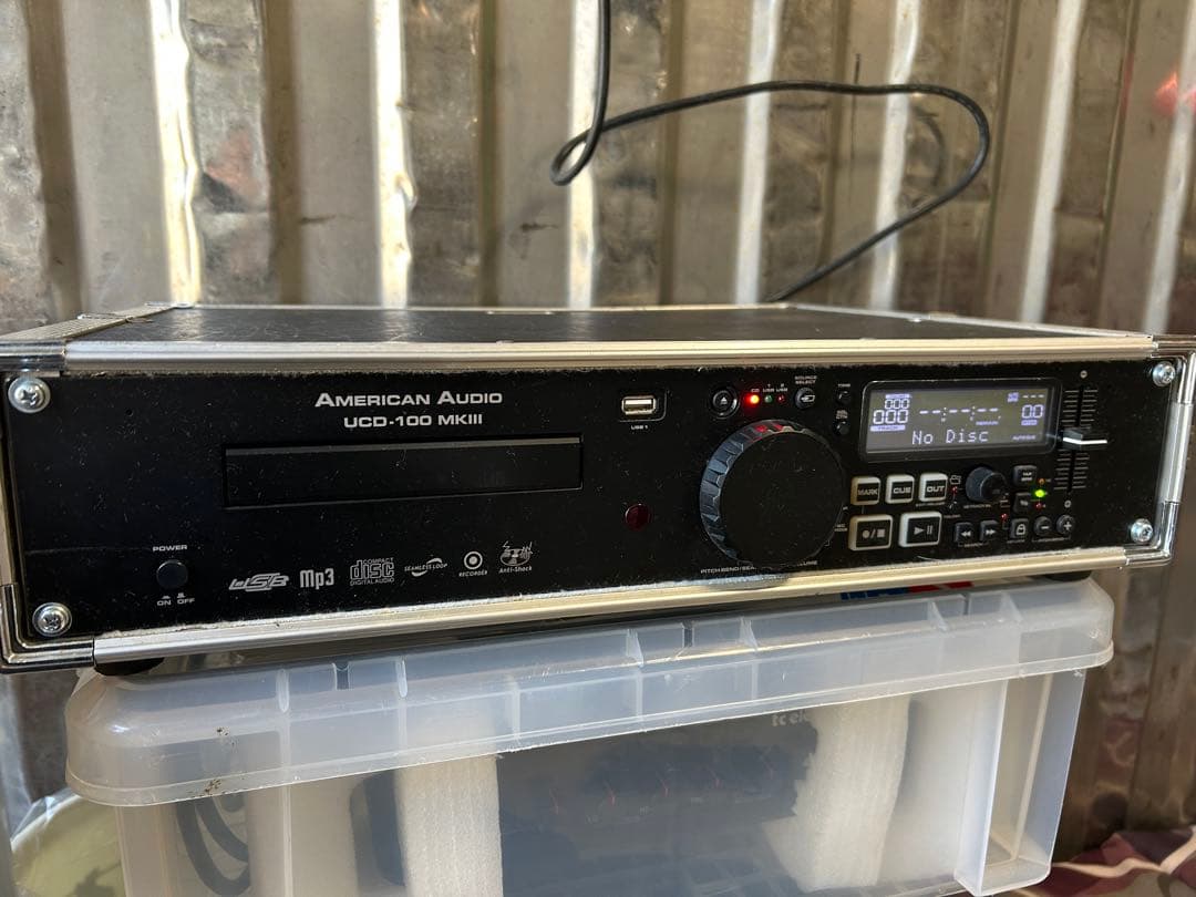 American Audio UCD-100 MKIII ラック付き