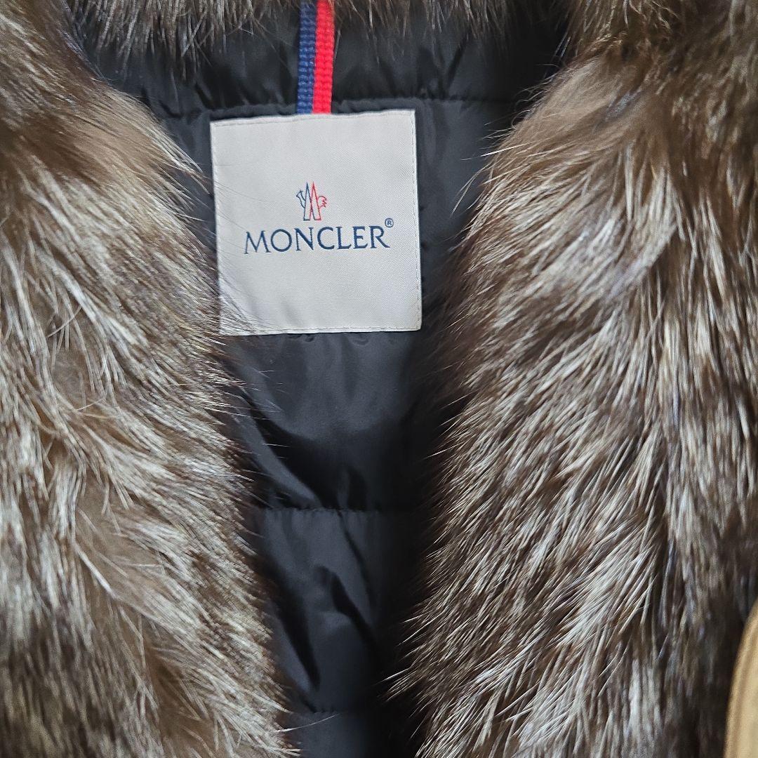 ★美品★　MONCLER ファー付きフードアウター ベージュ