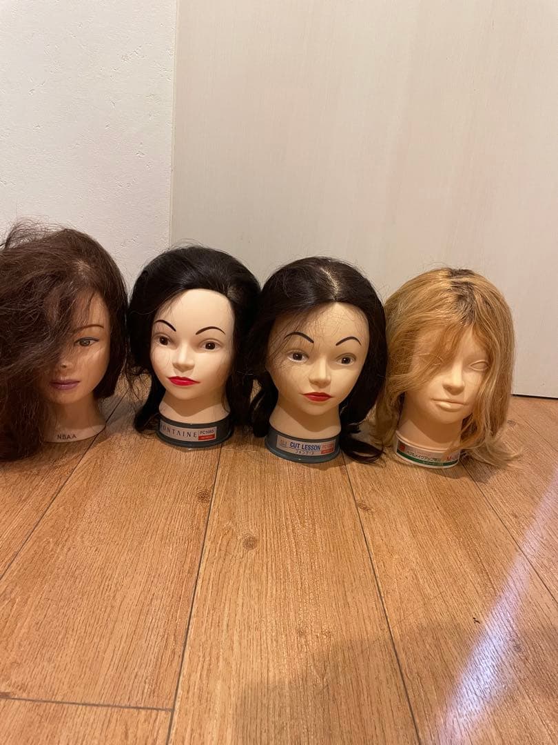 ウィッグ練習用ヘアスタイル4体セット