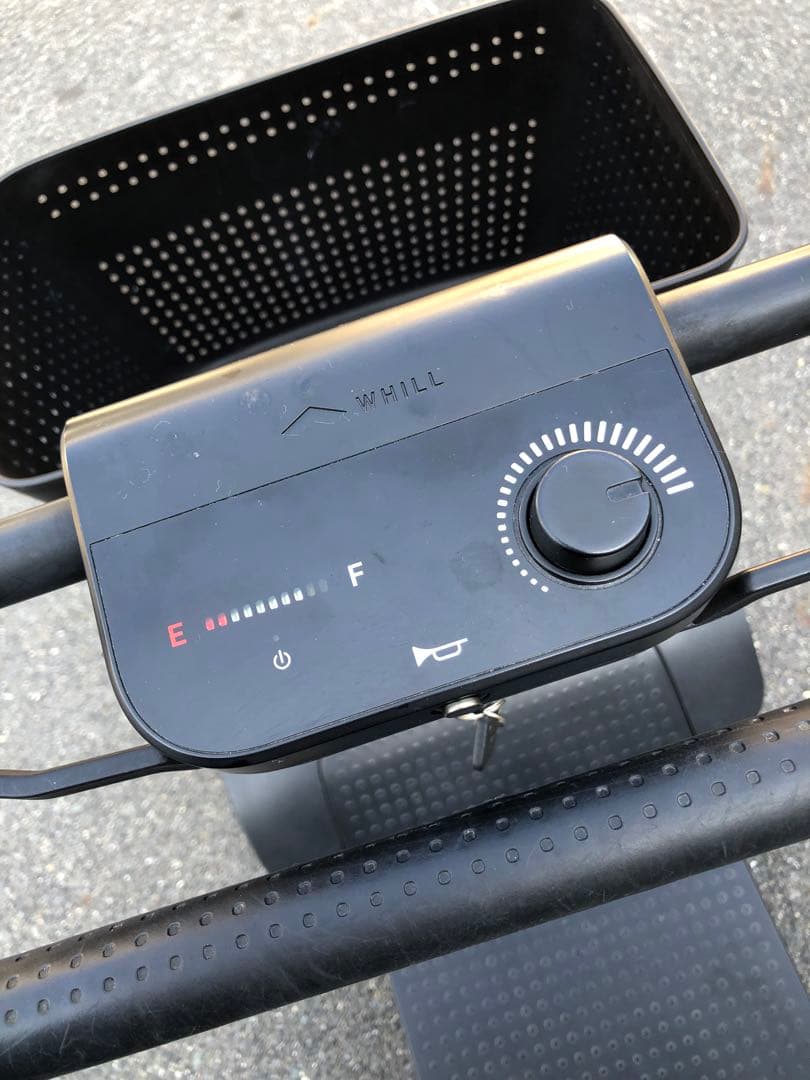 WHILL　Model S　4輪スクーター　電動車いす　　赤色　フルオプション