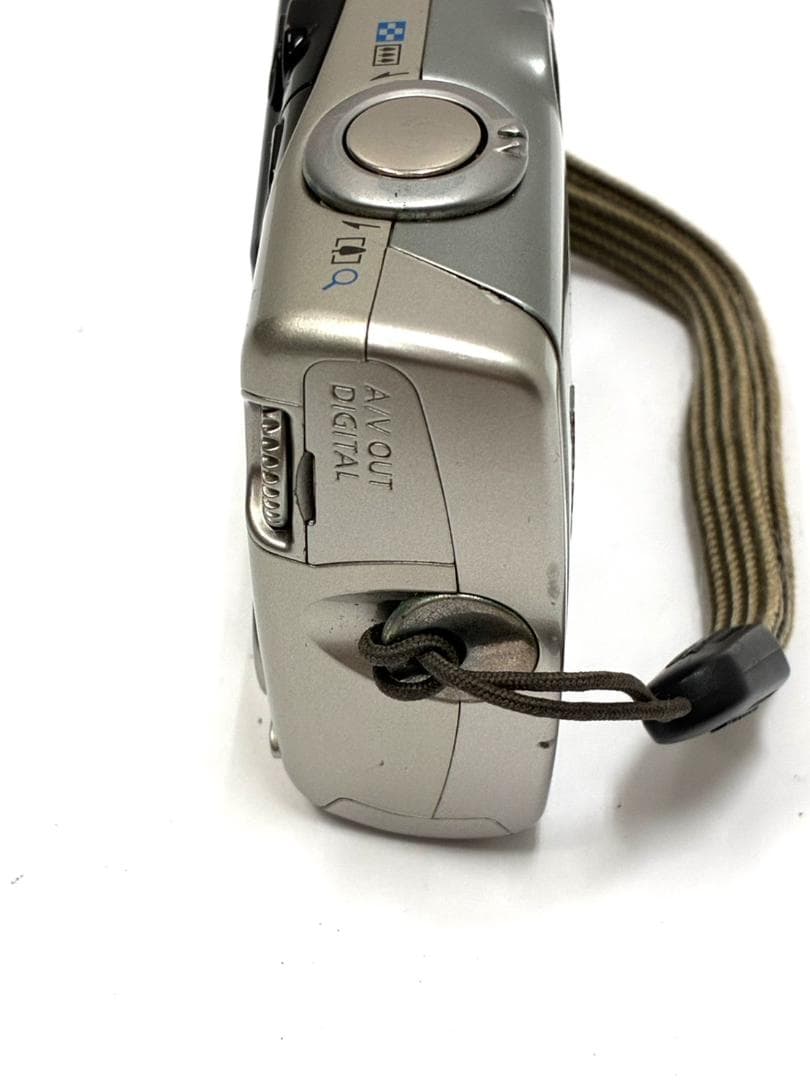 25M10-134 キャノン IXY 800 PC1176 デジカメ コンパクト