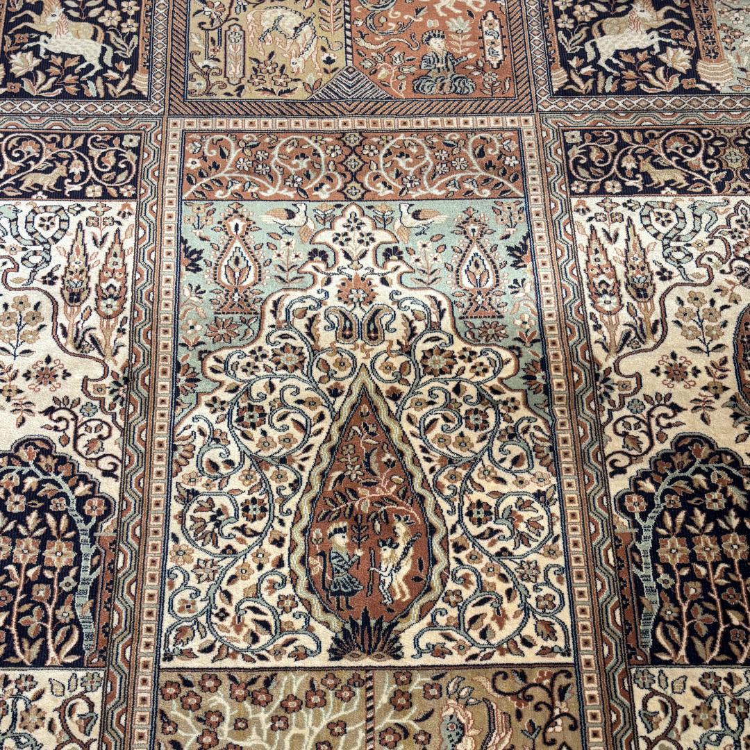 t*6様 ドイツ製　最高級　絨毯　ヴィンテージカーペット　最高級ウール使用　レア